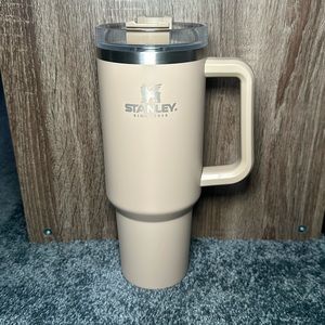 Stanley 40oz tumbler driftwood